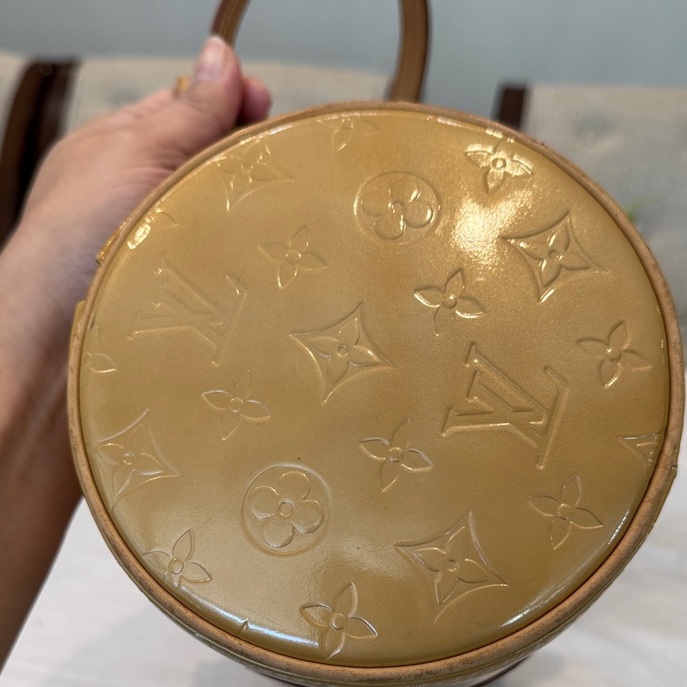 Authentic Louis Vuitton Vernis Papillon Bag - Picture 6 of 13
